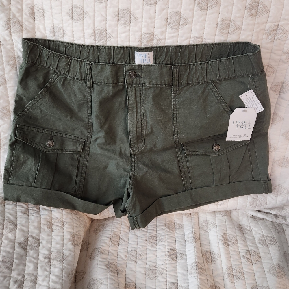 Olive Cargo Shorts Sz 20 Nwt